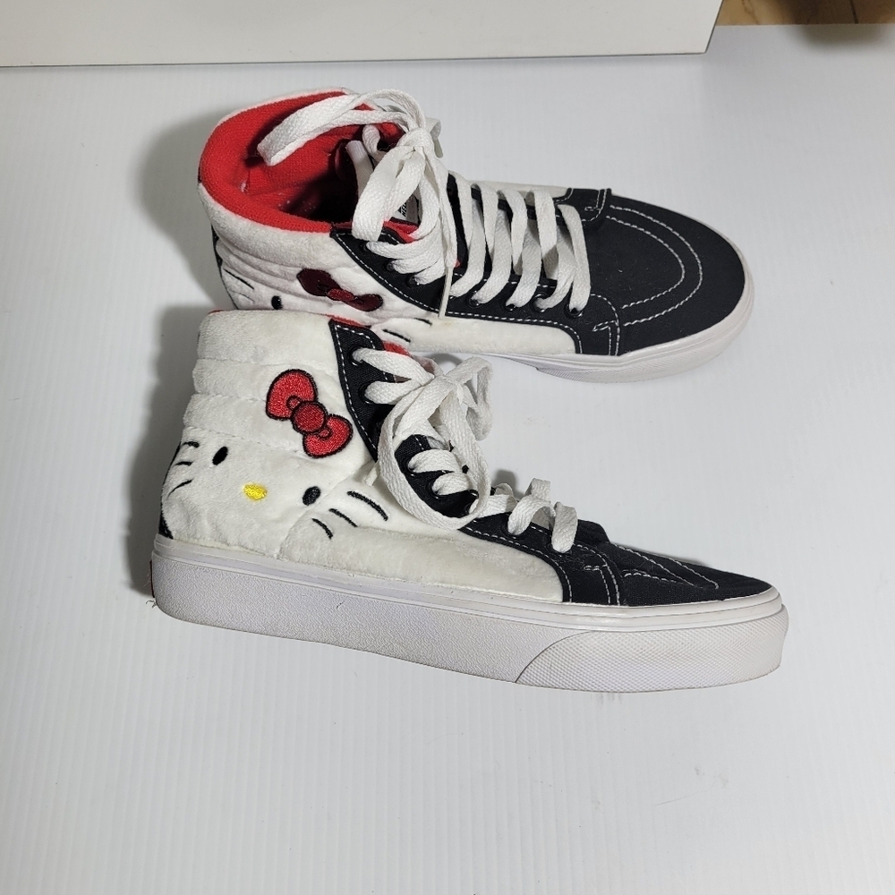 Vans Sanrio Hello Kitty Sk8-Hi canvas high top slim plush sneakers shoes size 6